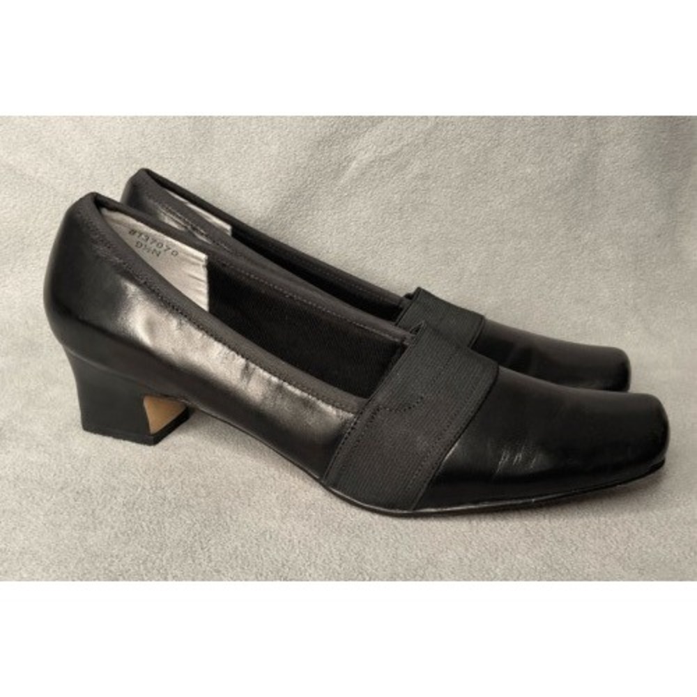 Ros Hommerson Black Square Toe Slip On Dip Pump Heels Women 9.5N China Leather